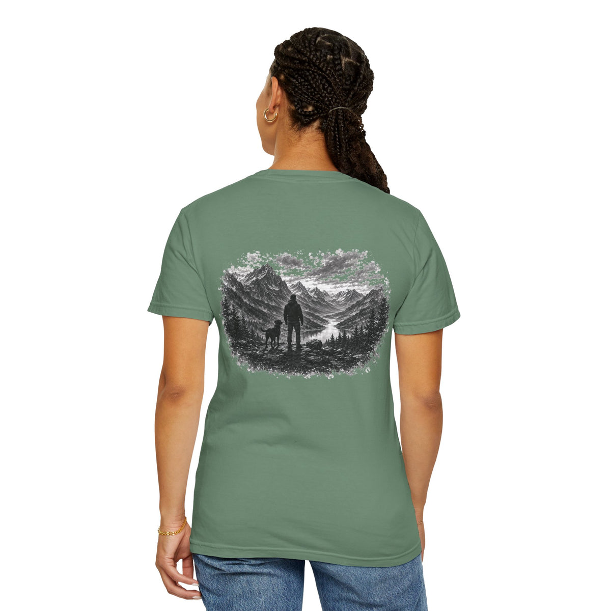MiSQue Mountain Horizon — Labrador T-Shirt