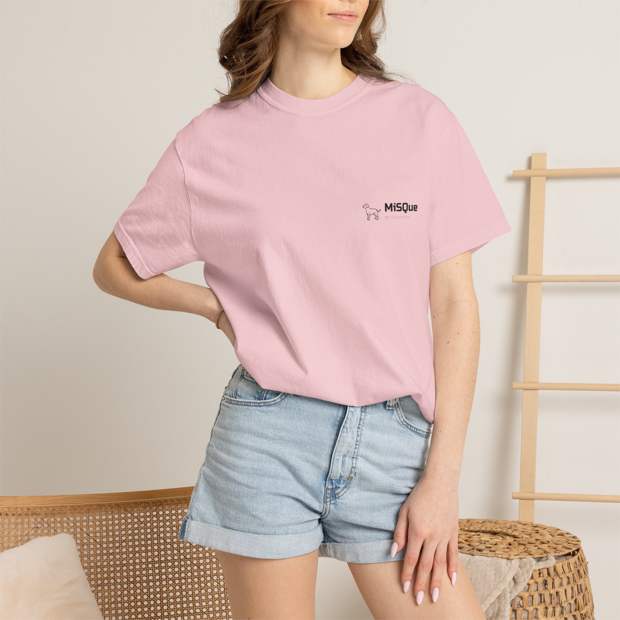 Woman wearing MiSQue Mountain Horizon T-shirt