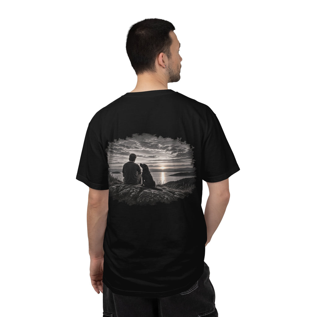 Man wearing MiSQue The Horizon Labrador T-shirt back view in black