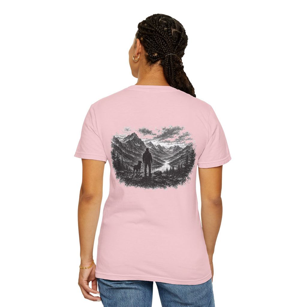 MiSQue Mountain Horizon — Labrador T-Shirt