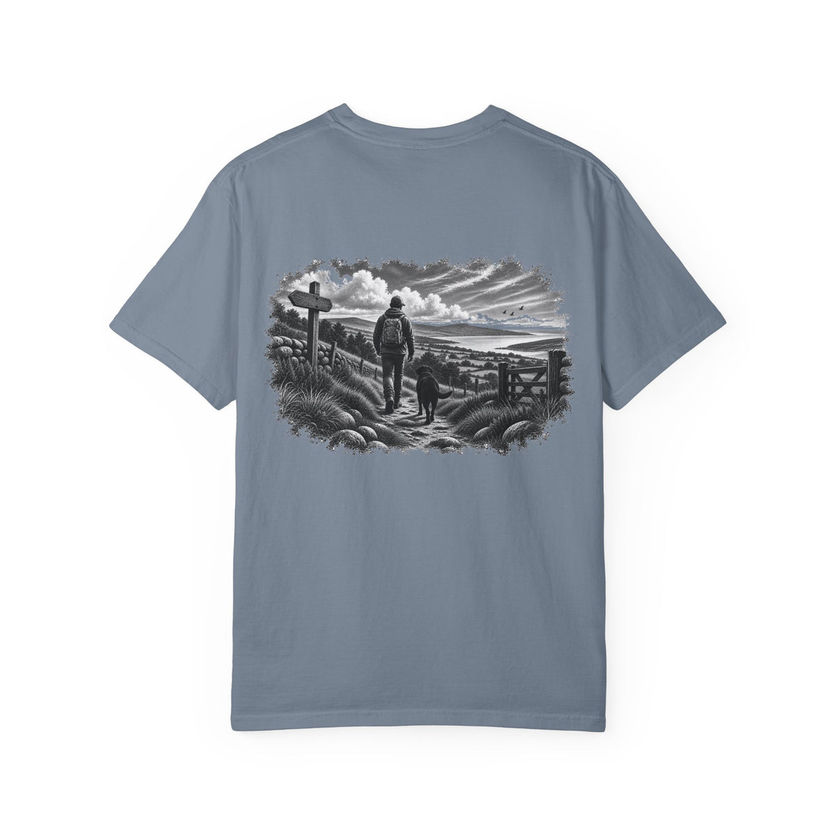 MiSQue The Wanderer — Labrador T-Shirt