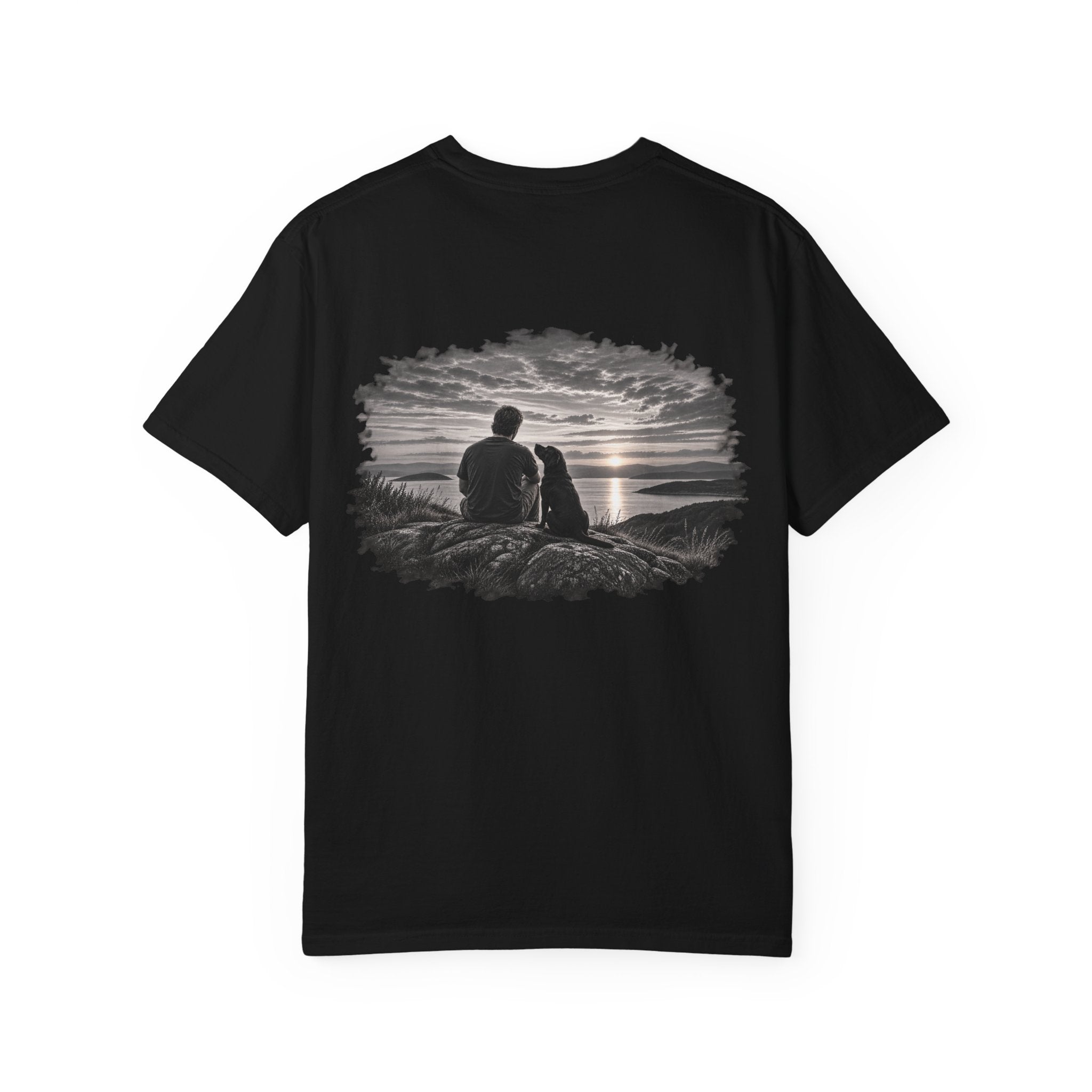 MiSQue The Horizon Labrador T-shirt with man and dog sunset artwork