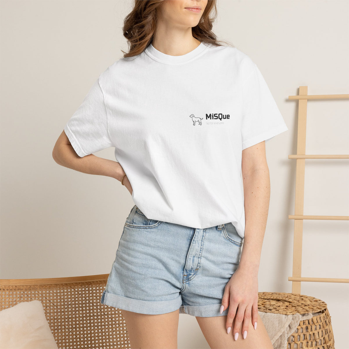 MiSQue The Camp — Labrador T-Shirt