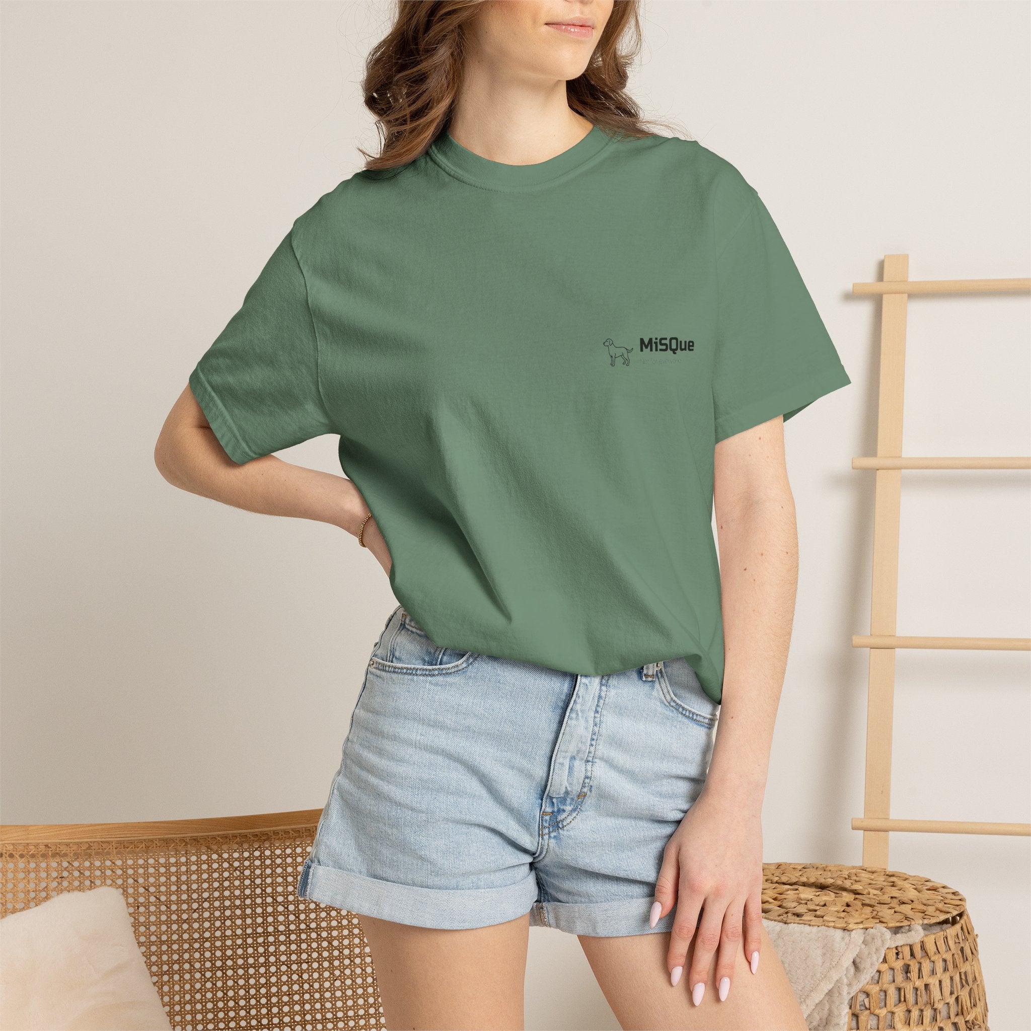 Woman wearing MiSQue Mountain Horizon T-shirt